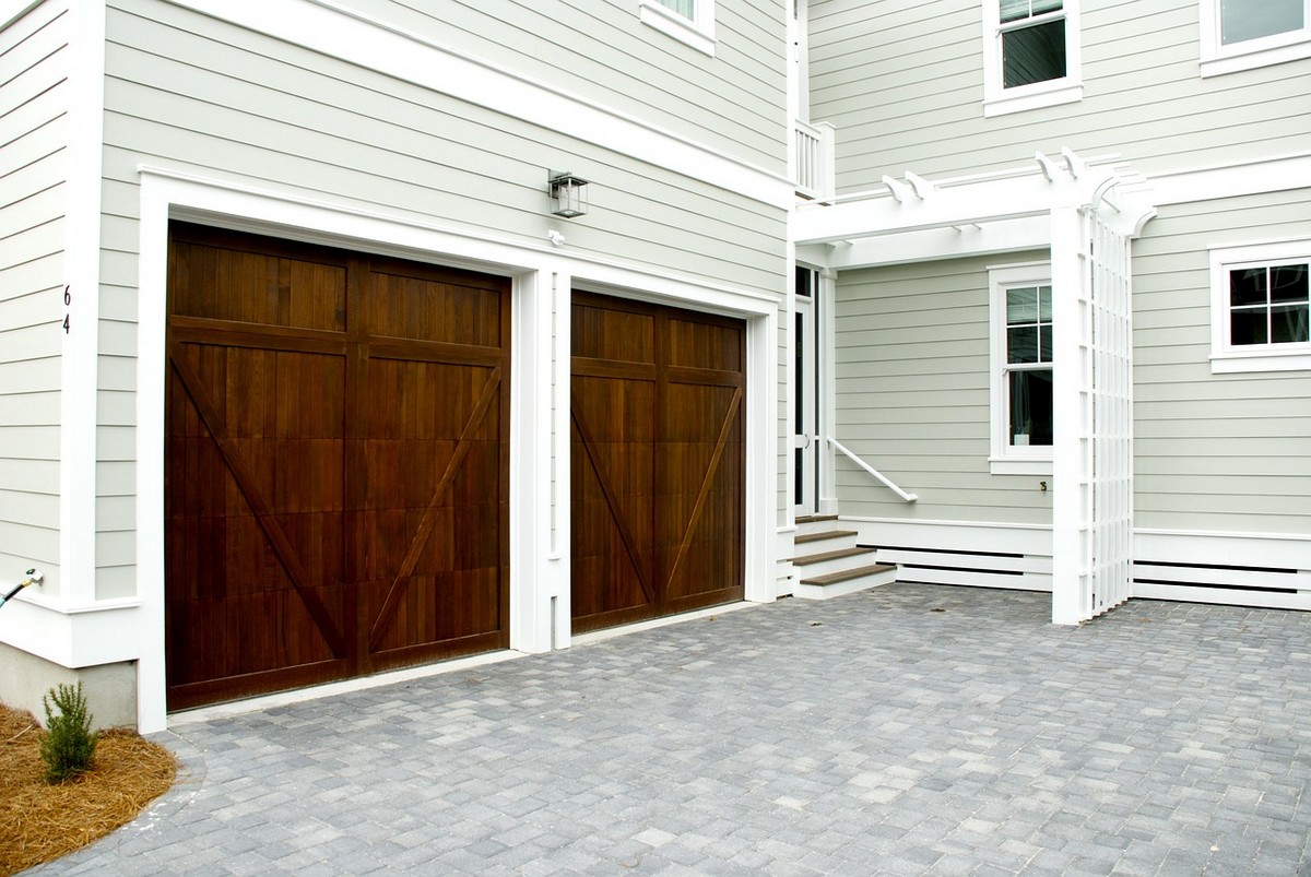 Prioritize commercial garage door repair