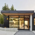 Vista House, North Vancouver, British Columbia