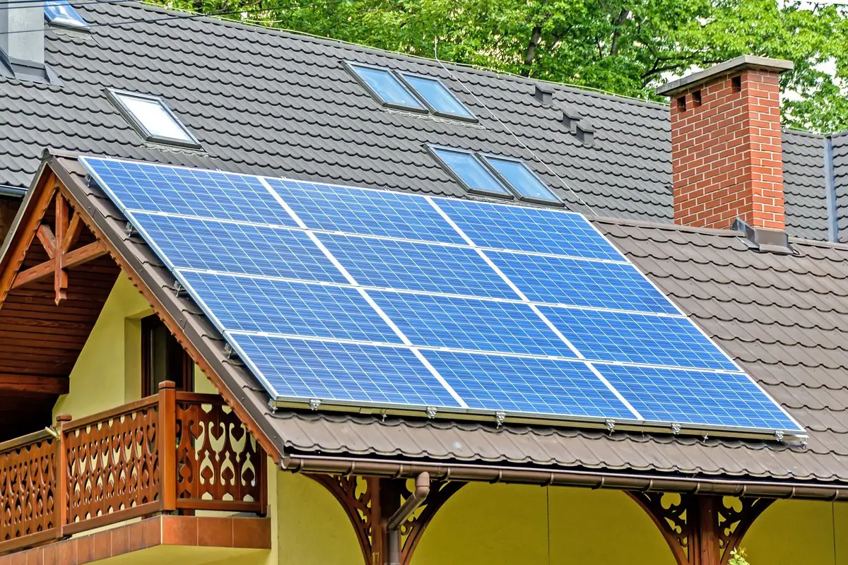 Getting grants for solar panels at home - building roof tiles