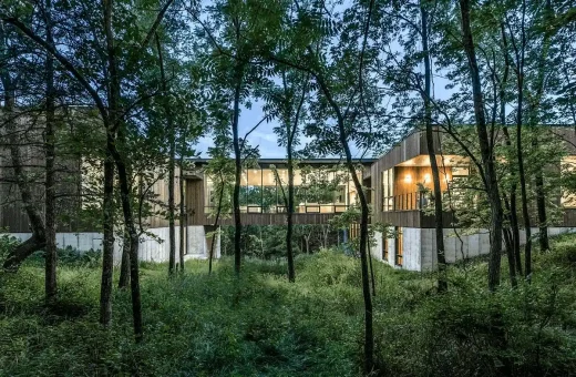 Ravine Residence, Melbourne, Iowa wood property