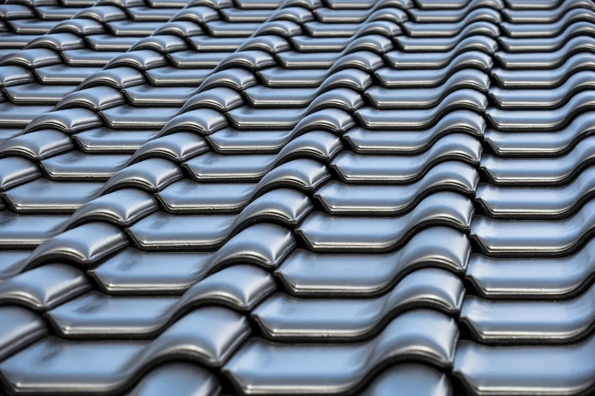Tile Metal vs. Shingle roofs comparison