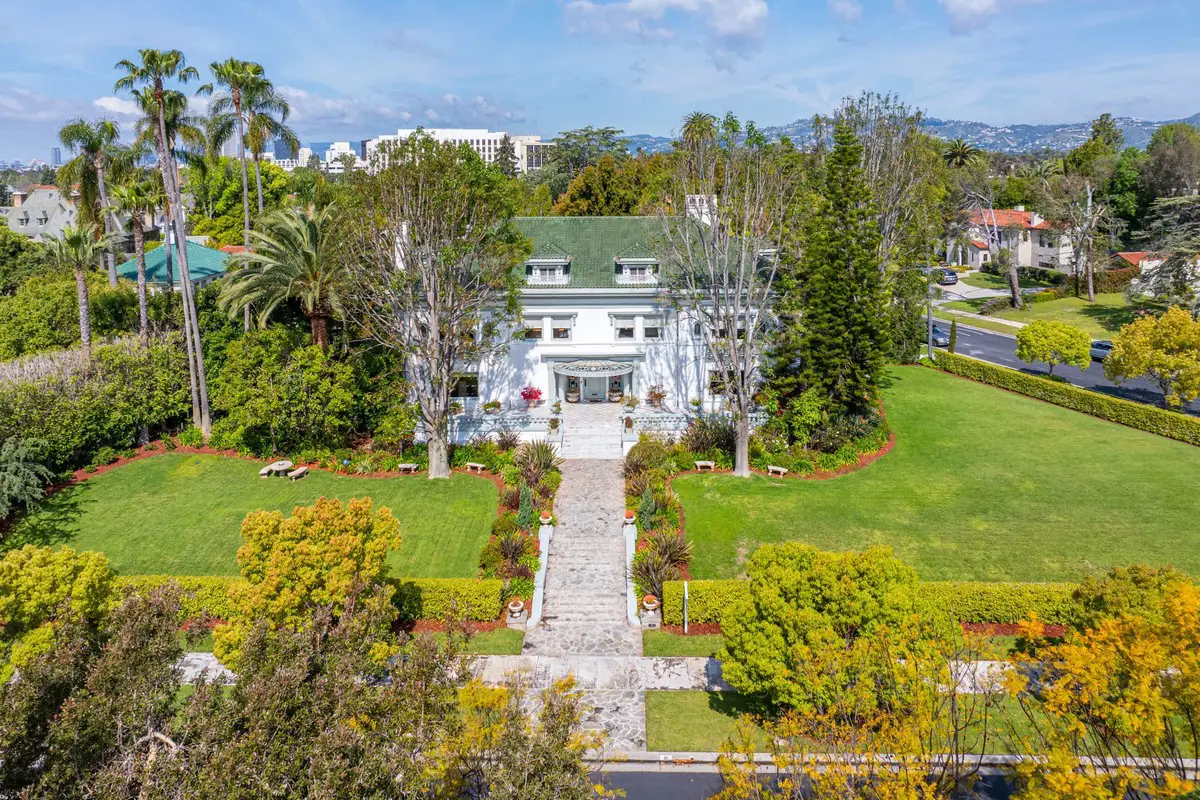 Muhammad Ali’s Beautiful LA Mansion USA