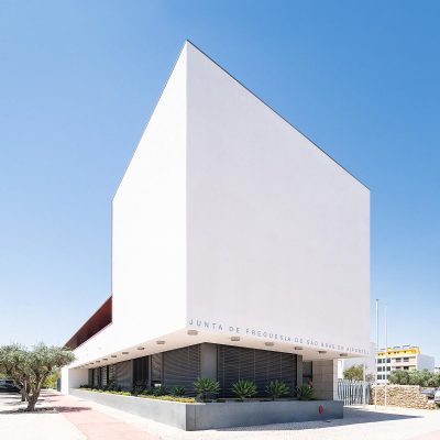 The Algarve office building