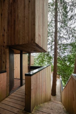 Tree House in Lions Bay, West Vancouver