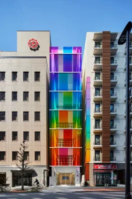 VERTICAL RAINBOW in Tokyo building facade