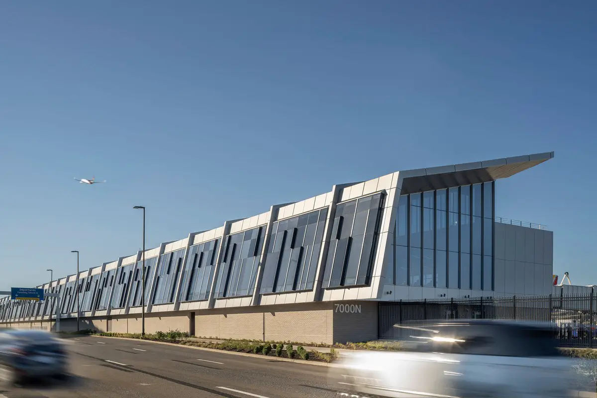 PDX Terminal and Concourse E Extension Portland Oregon