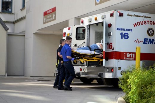 How to get online CPR certification - first responders