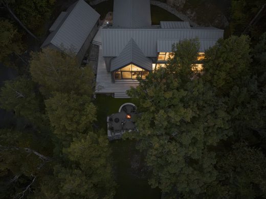 De la Descente House Canada