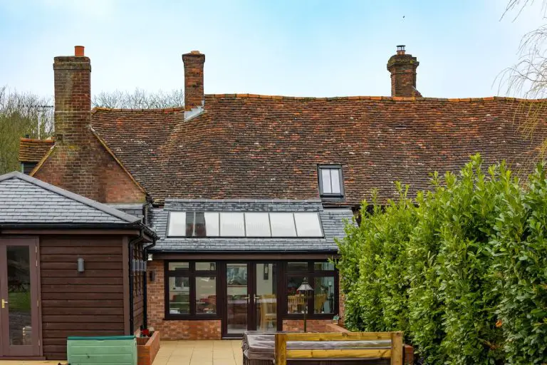 Conservation rooflights and the issue of rust