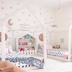 The safety of floor beds for babies and toddlers