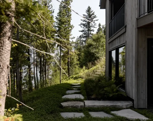 Berges Grises House Quebec home