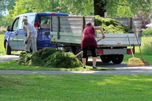 Gardeners high-quality landscaping rocks and aggregates