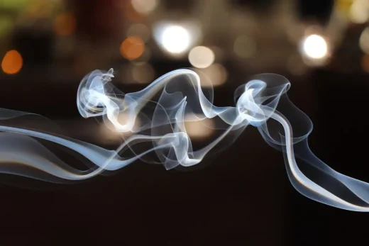 Bubblers v traditional pipes differences smoke