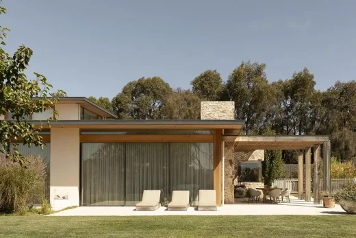 Smokebush House Victoria Australia