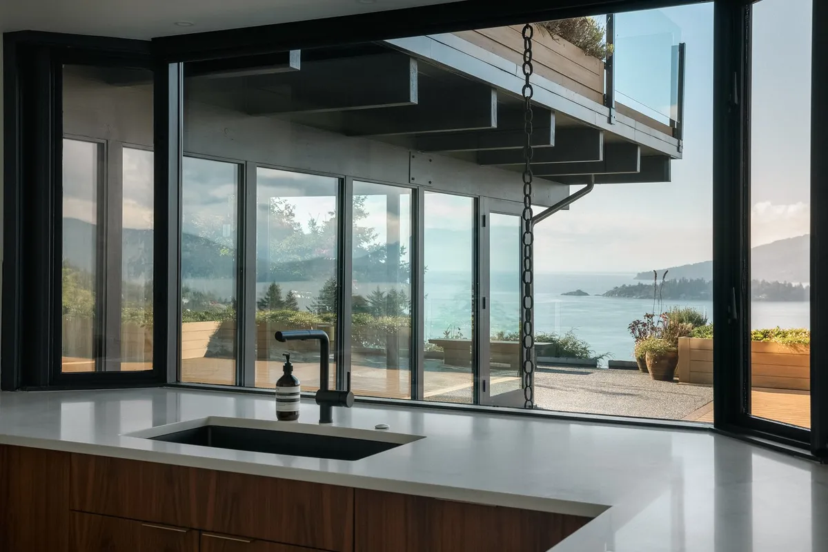 Vancouver architecture news: Courtyard House Caulfeild West Vancouver BC Canada