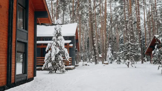 Integrate outdoor garden room with log cabin