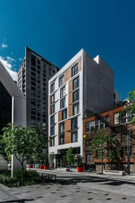 Le Petit Laurent Apartments Montreal