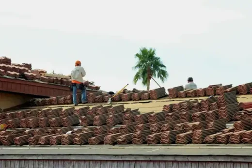 How to choose the right roofing materials