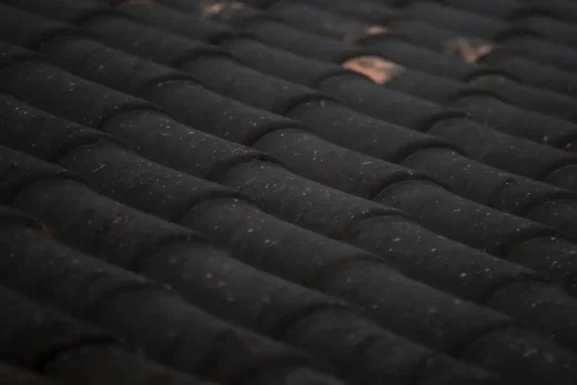 How to choose the right roofing materials
