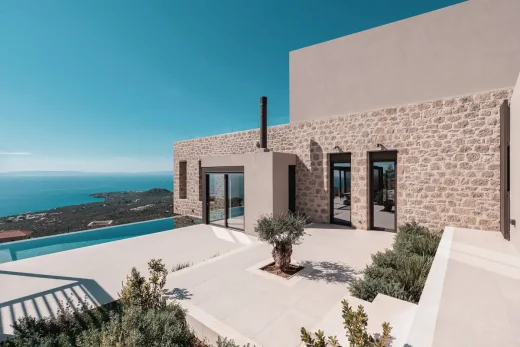 Fallen Tower Residence Messinia Greece