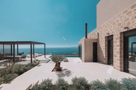 Fallen Tower Residence Messinia Greece