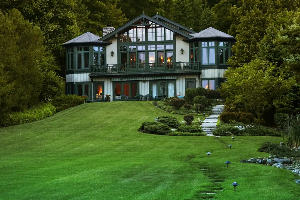 How to market unique properties
