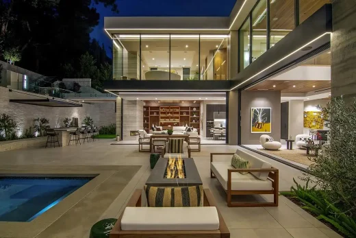 Hutton Drive 2641 Beverly Hills California USA