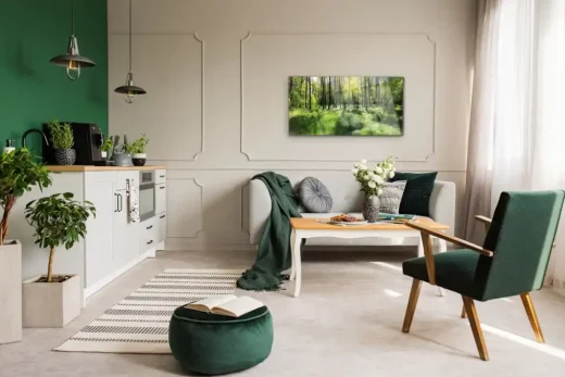 Paintings in interior decoration for home