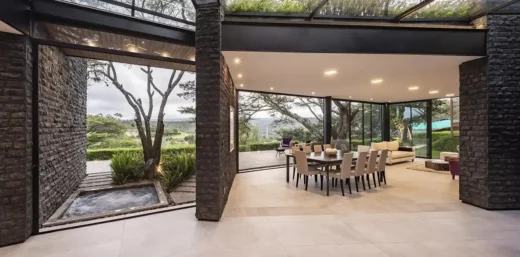 Hidden Stone House Pichincha