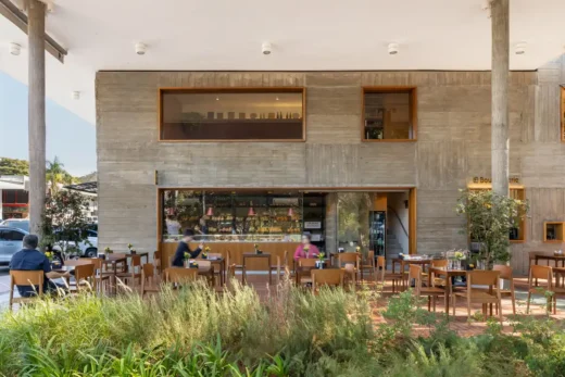 Brazilian store building design