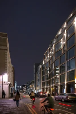 Maldron Hotel Shoreditch London building