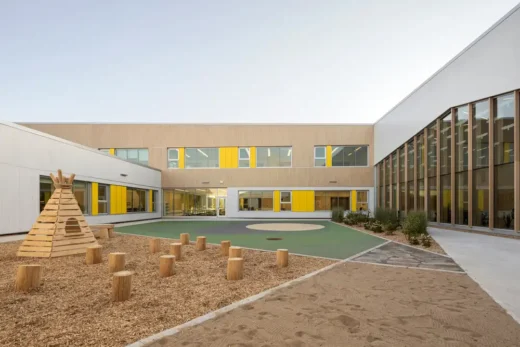 Manawan Awacak Okiskinohamatowikamikowaw Elementary School Quebec