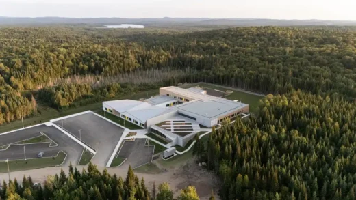 Manawan Awacak Okiskinohamatowikamikowaw Elementary School Quebec