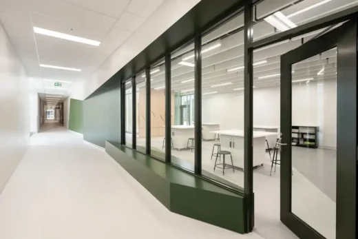 Manawan Awacak Okiskinohamatowikamikowaw Elementary School Quebec Canada