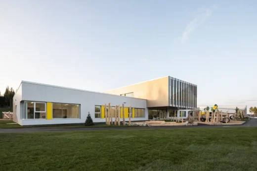 Manawan Awacak Okiskinohamatowikamikowaw Elementary School Qc Canada