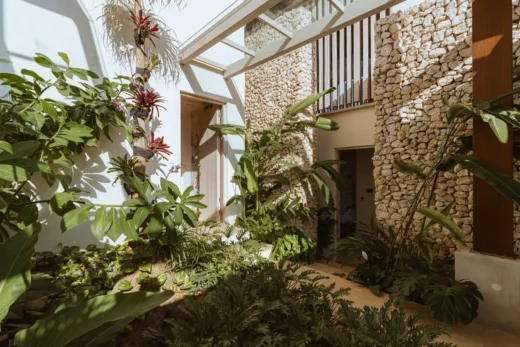 Villa Áurea, Tamarindo, Guanacaste interior design garden