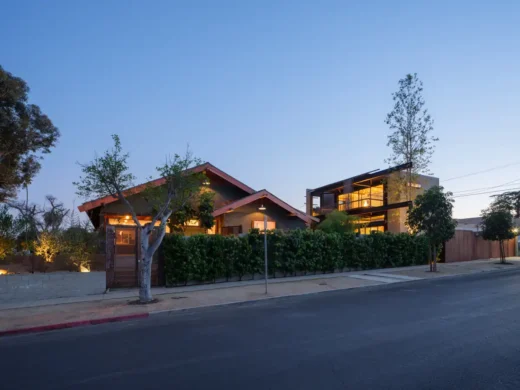 577 Compound Hyde Park, South Los Angeles home