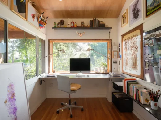 577 Compound Hyde Park, South Los Angeles home interior