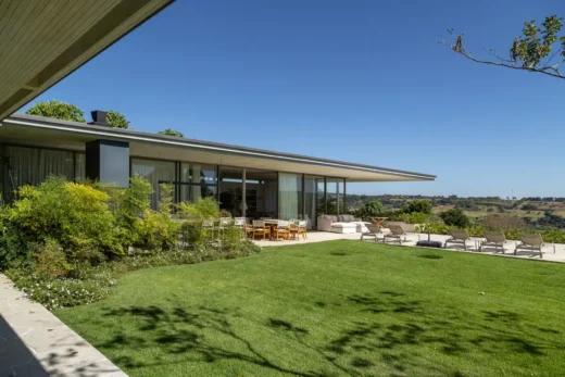 Casa Fluir Paulista Brazil House