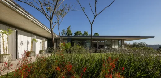 Casa Fluir Paulista Brazil House