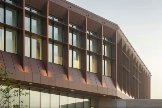 Espace Citoyen des Confluents Quebec Canada building