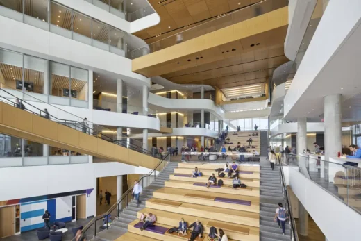 Kellogg School of Management, Northwestern - main atrium