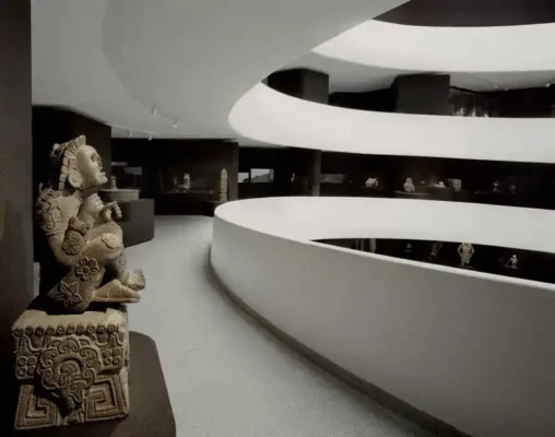 Solomon R. Guggenheim Museum, New York Installation The Aztec Empire