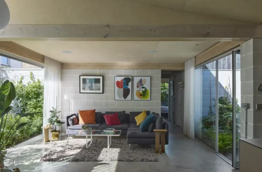 Catching Sun House by Studioshaw