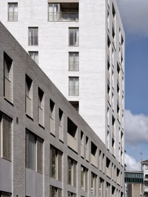 Daventry House by Mæ