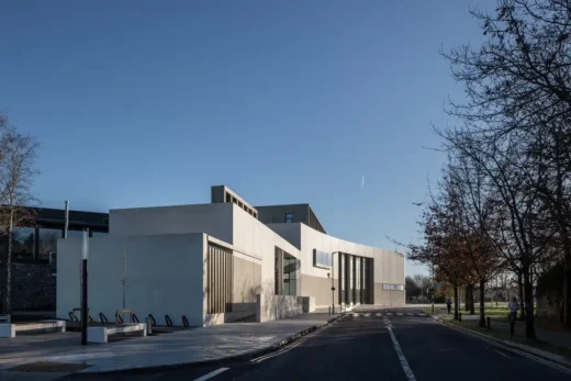 DeValera Library & Súil Art Gallery Clare County, Ennis building