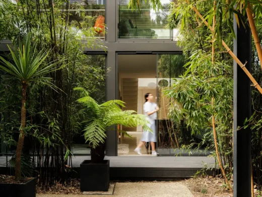 Harfield Gardens by Quinn Architects