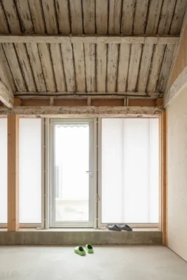 The Old Byre Isle of Wight, UK, design by Gianni Botsford Architects