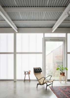 The Old Byre Isle of Wight, UK, design by Gianni Botsford Architects
