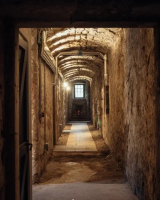 Roslin Glen historic house interior design